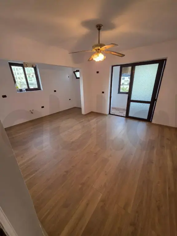 Apartament 3 rooms 85m² 2 floor