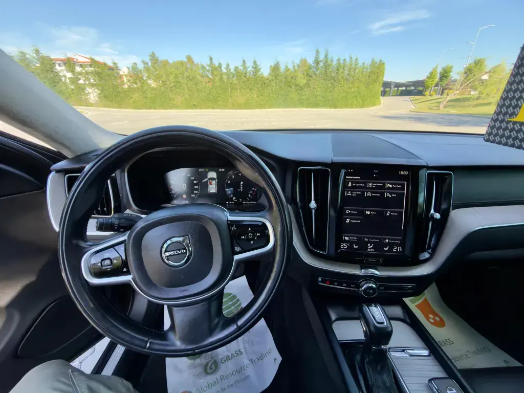 Volvo XC60 II  2018, 169 000 km