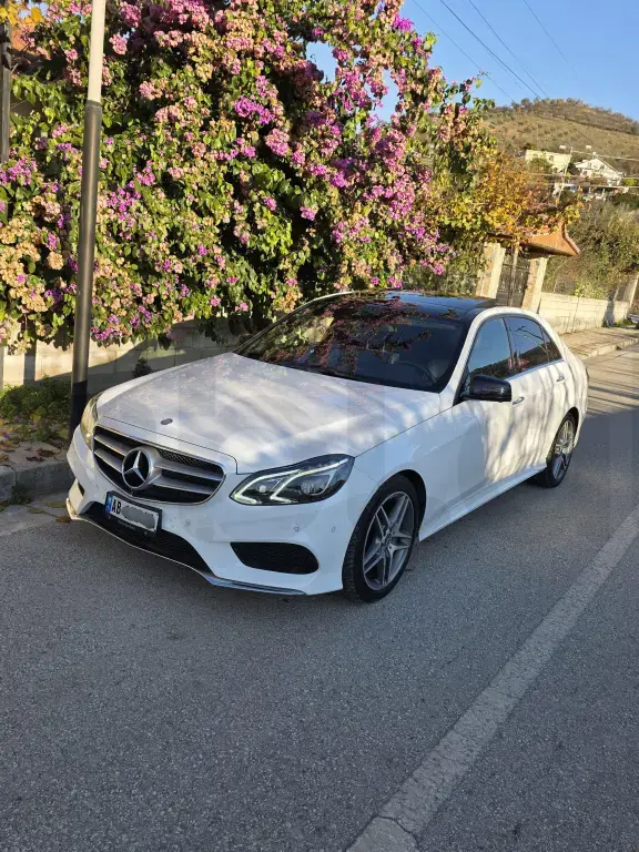 Mercedes-Benz E-Class A207 Facelift  2015, 249 000 km