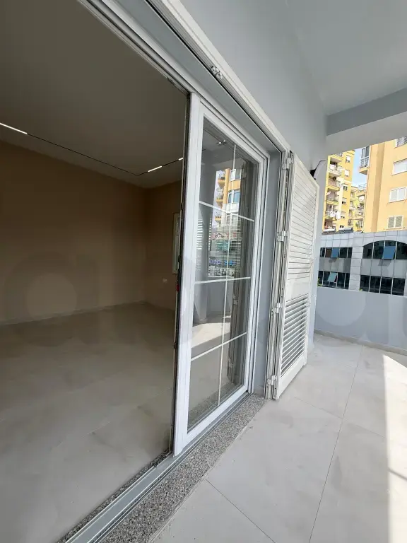 Qendër biznesi  125 m² 2 floor