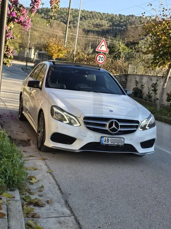 Mercedes-Benz E-Class A207 Facelift  2015, 249 000 km