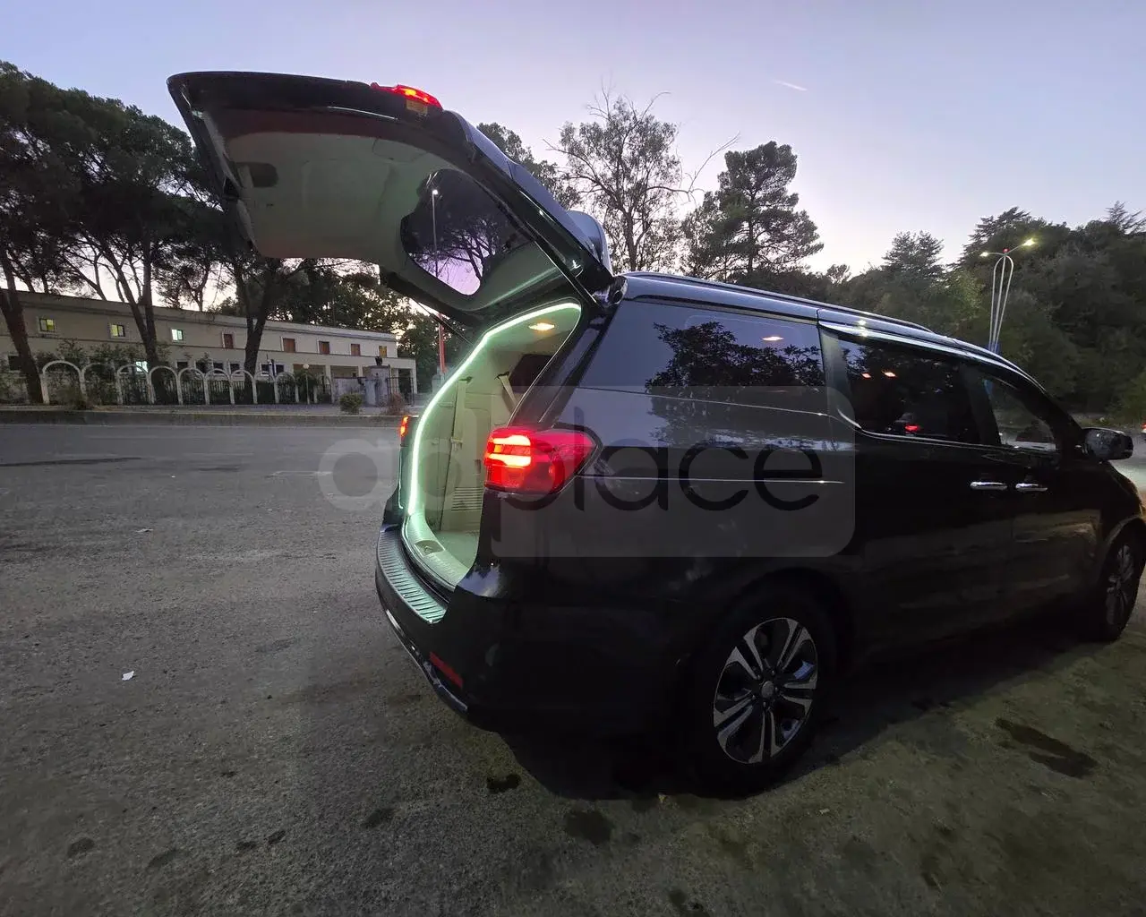 Kia Carnival I 2019