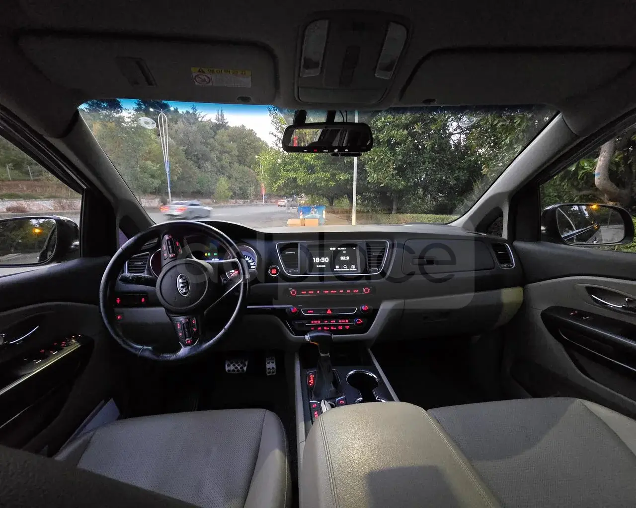 Kia Carnival I 2019