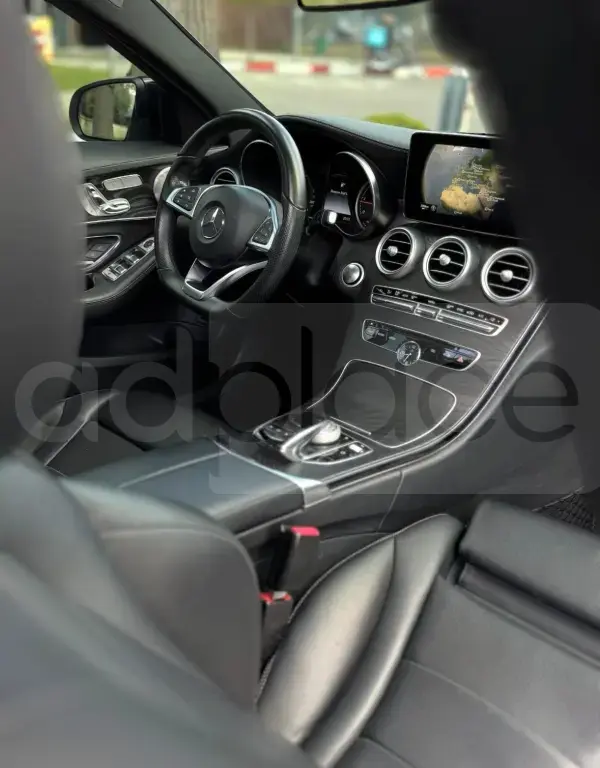 Mercedes-Benz C-Class AMG W205  2016, 154 000 km