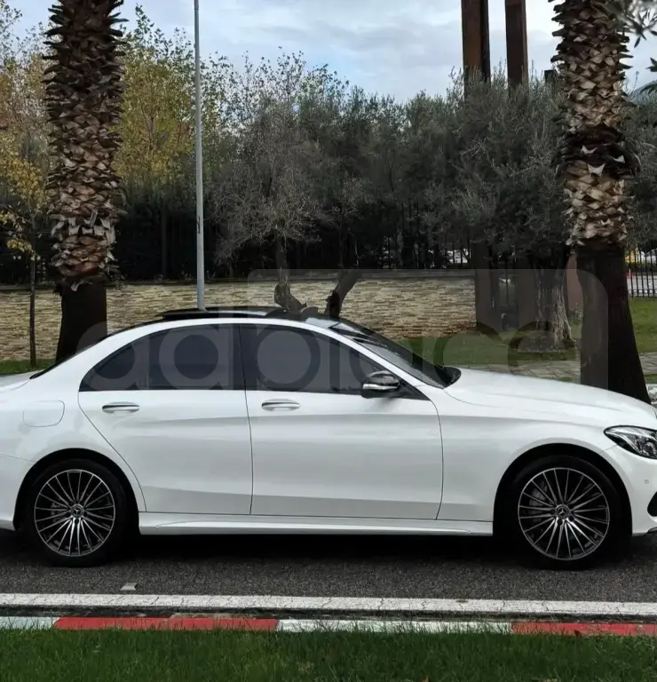 Mercedes-Benz C-Class AMG W205  2016, 154 000 km