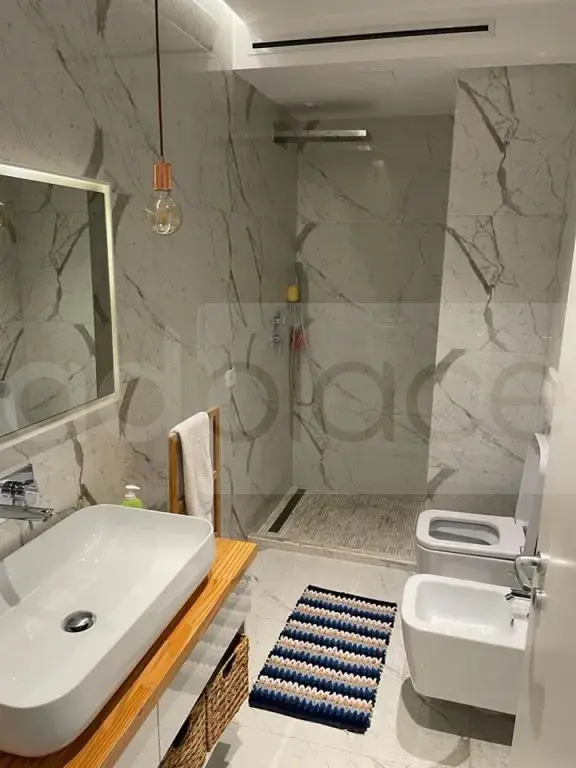 Apartament  94m² 5 floor