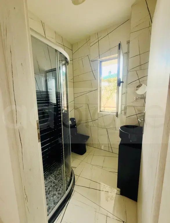 Apartament 3 rooms 137m² 4 floor