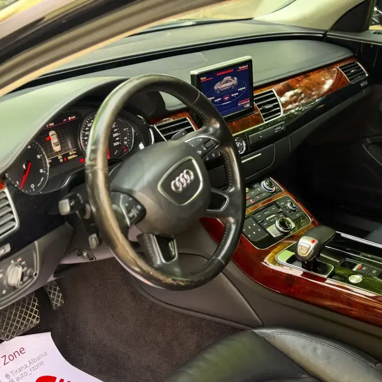 Audi A8 D4  2013, 168 000 km