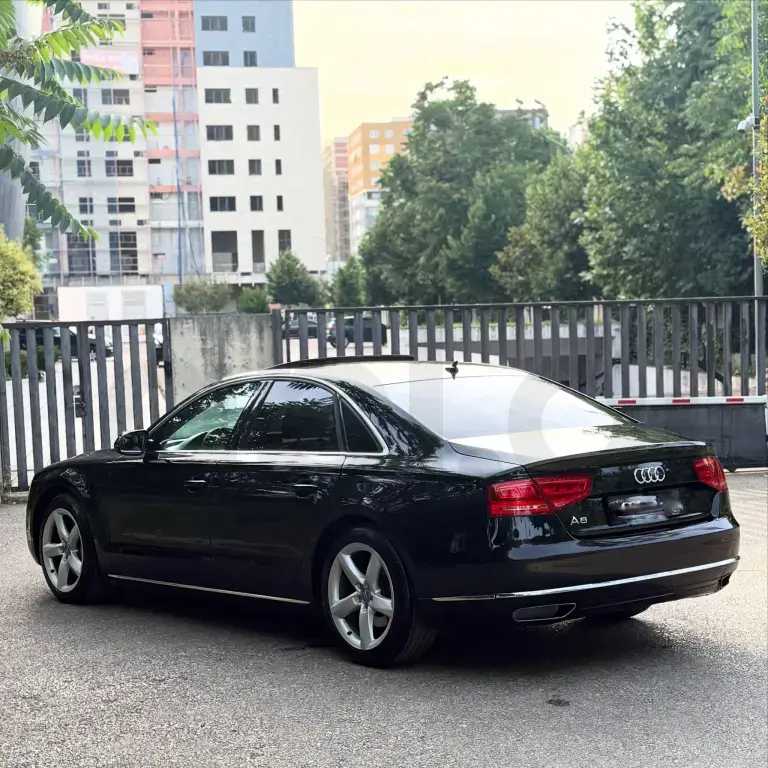 Audi A8 D4  2013, 168 000 km