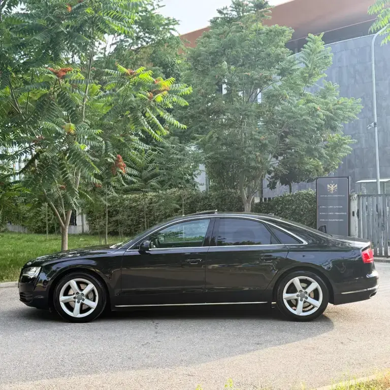 Audi A8 D4  2013, 168 000 km