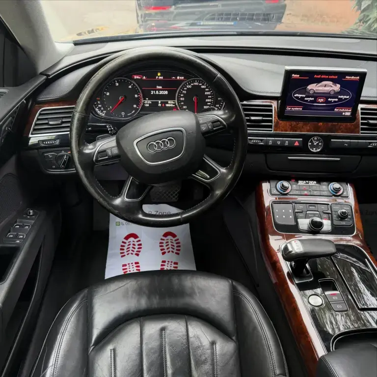 Audi A8 D4  2013, 168 000 km