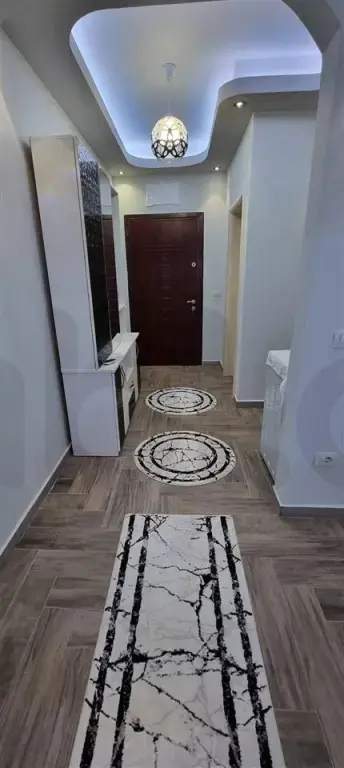 Aparatament Jepet me qera javore mujore golem