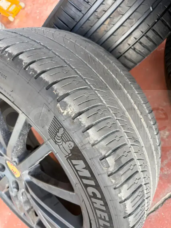 Porsche Panamera ,Cayenne ,Macan 2020   /R20