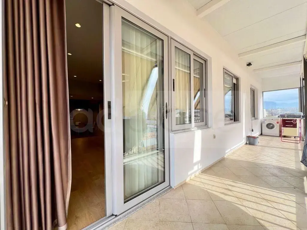 Apartament  90m² 4 floor