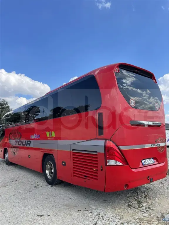 Shitet autobus Neoplan