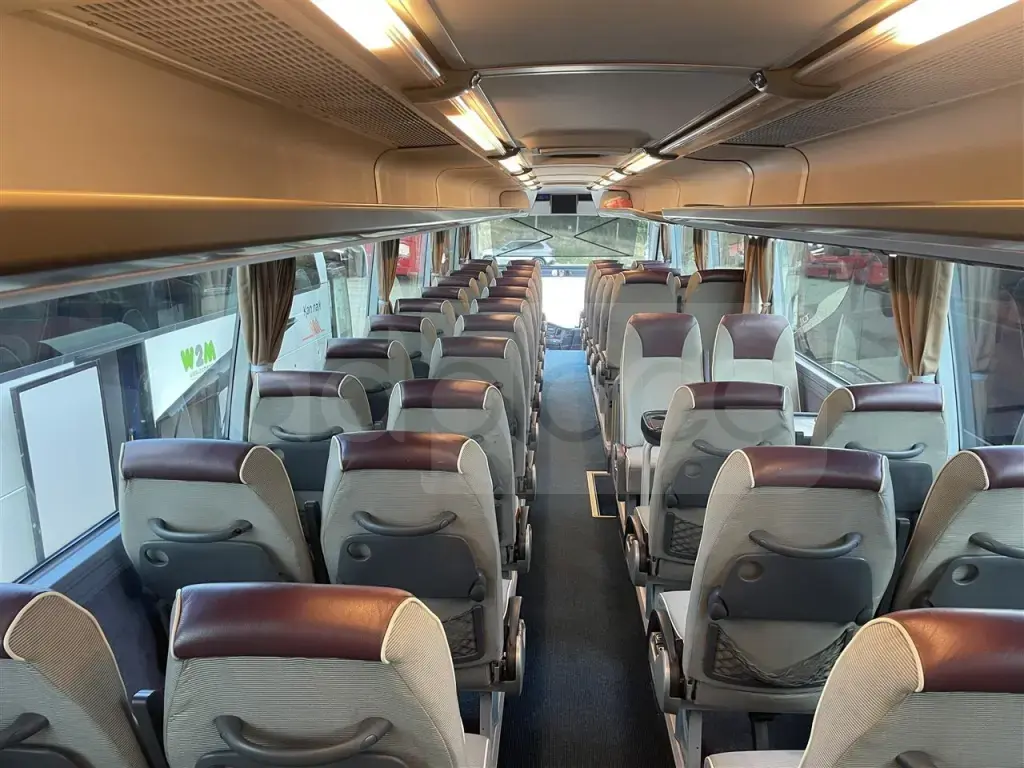 Shitet autobus Neoplan