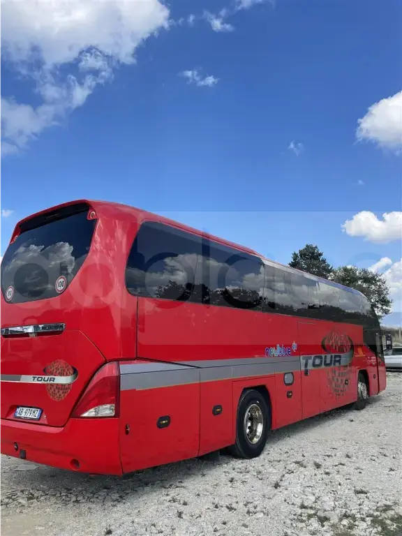 Shitet autobus Neoplan
