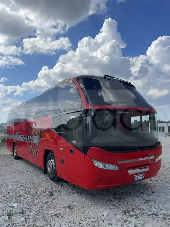Shitet autobus Neoplan