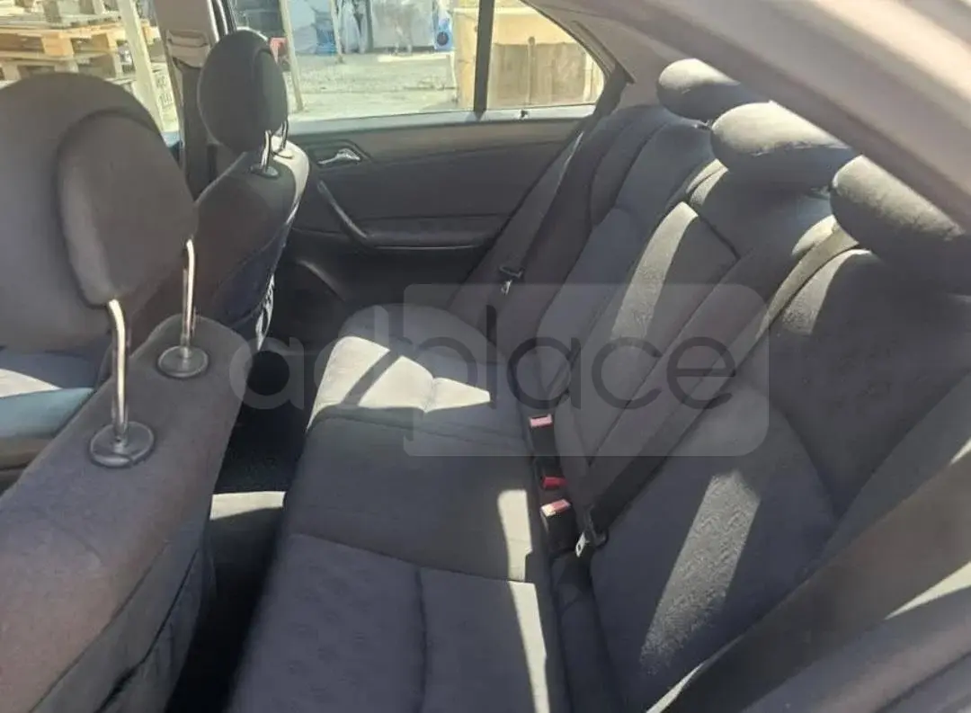 Mercedes-Benz C-Class W203 2001