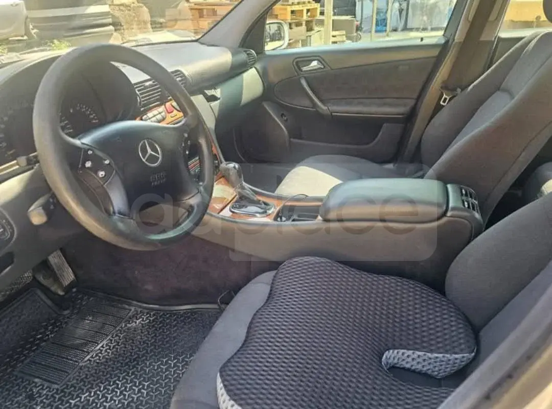 Mercedes-Benz C-Class W203 2001