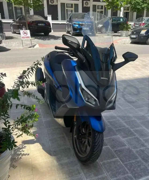 Shitet ose Ndërrohet Honda Forza 350 (2024)