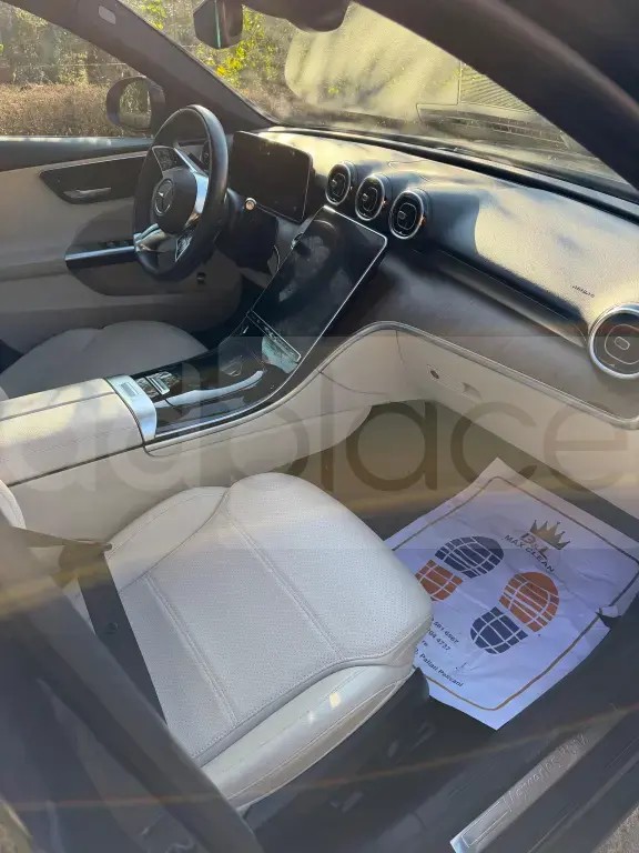 Mercedes-Benz C-Class S206  2022