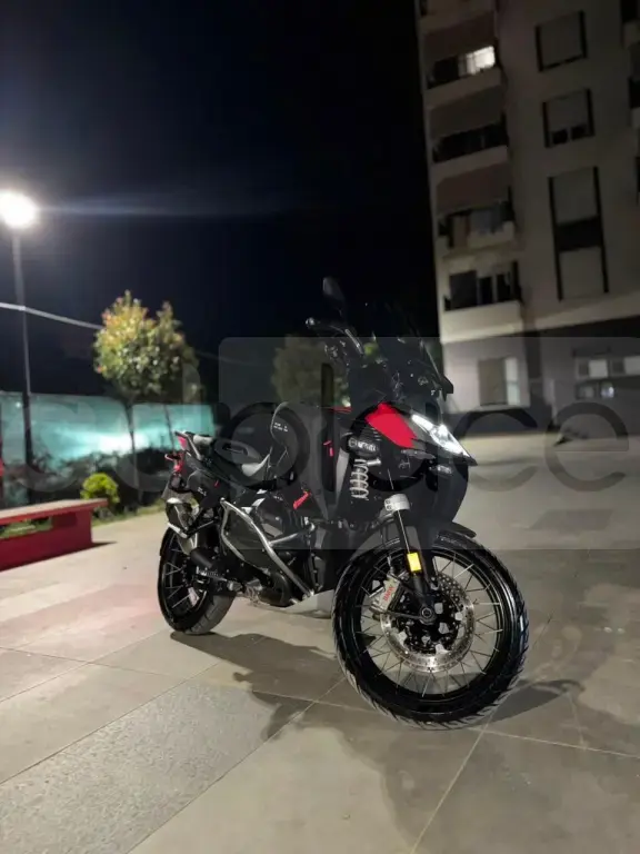 Shitet BMW GSA 1300cc (2025) Gjendje Super