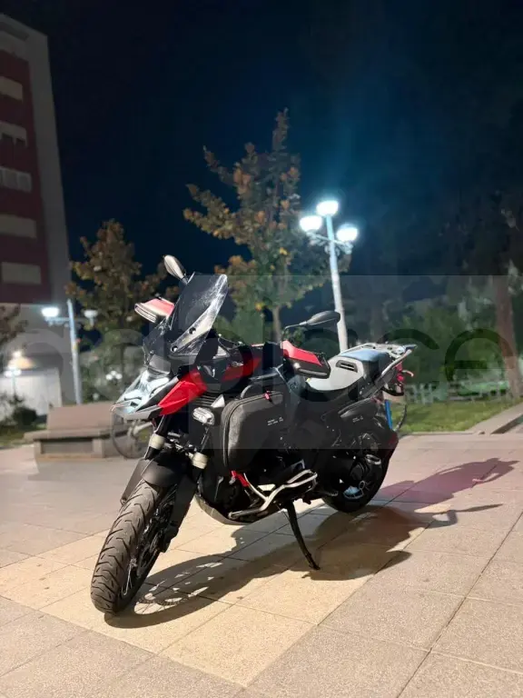 Shitet BMW GSA 1300cc (2025) Gjendje Super