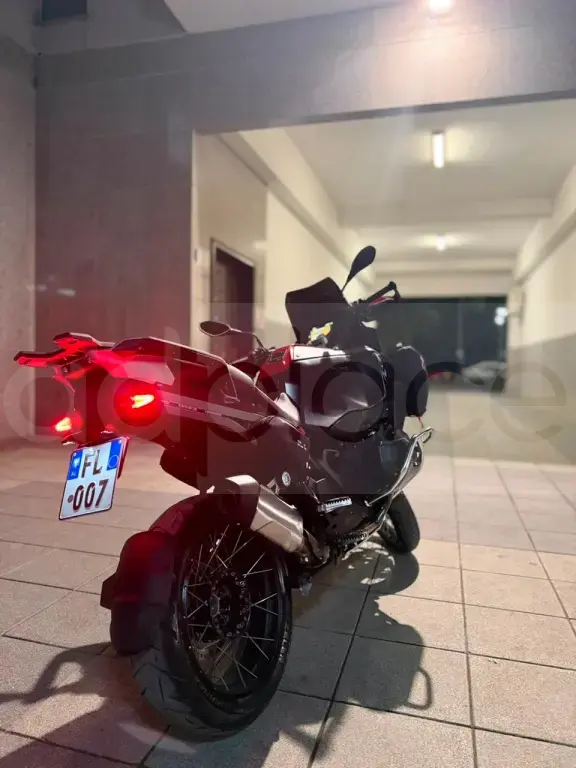 Shitet BMW GSA 1300cc (2025) Gjendje Super