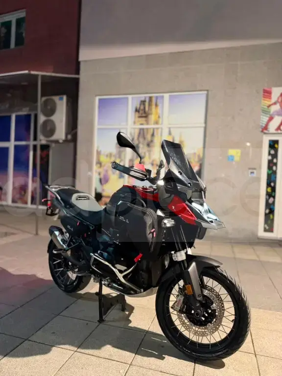 Shitet BMW GSA 1300cc (2025) Gjendje Super