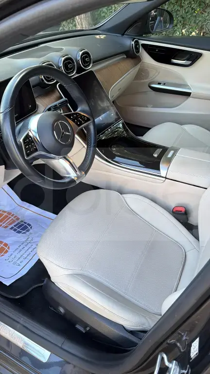 Mercedes-Benz C-Class S206  2022