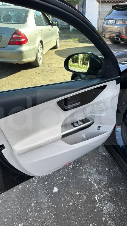 Mercedes-Benz C-Class S206  2022