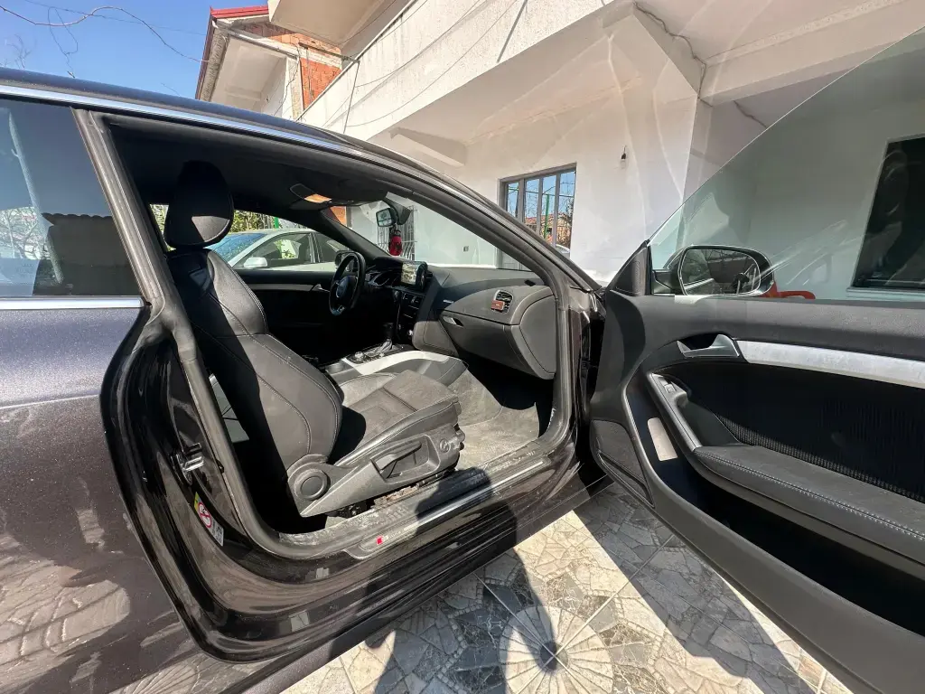 Audi A5 8T Facelift  2014, 228 334 km