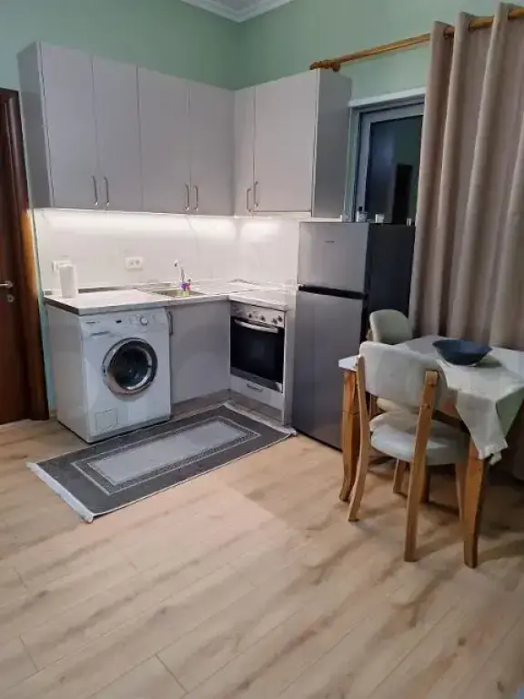 Shtëpi  60 m²