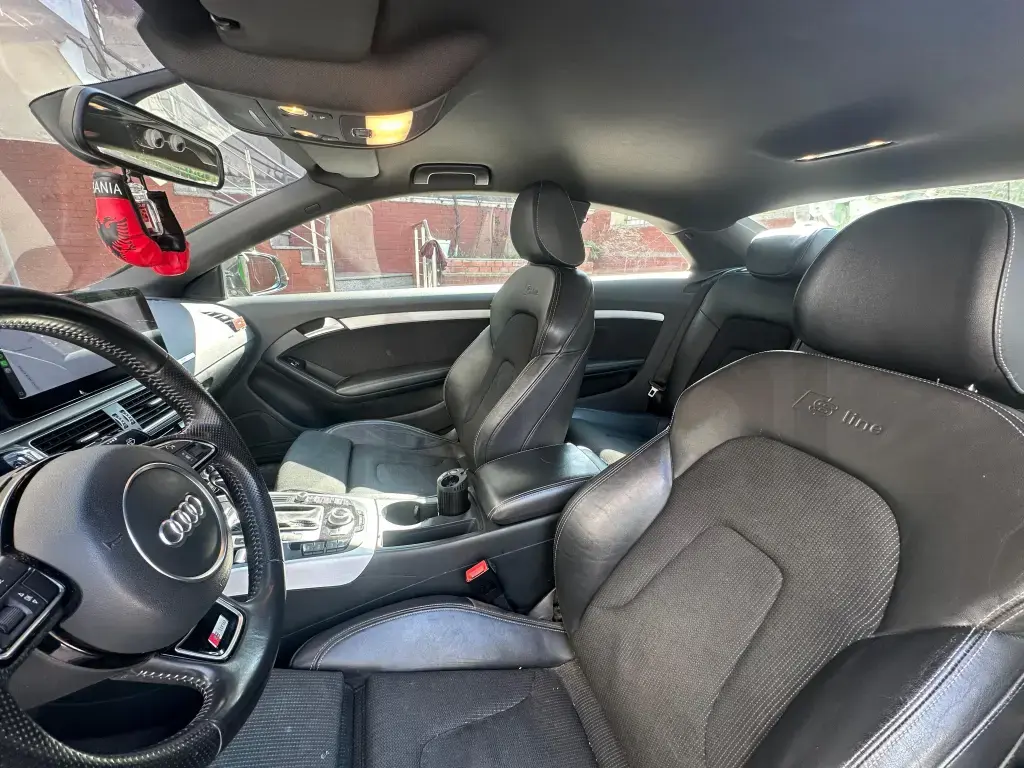Audi A5 8T Facelift  2014, 228 334 km