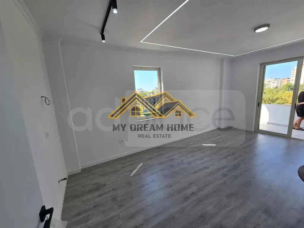 Apartament  100m² 5 floor