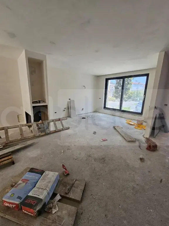 Vilë 362 m²