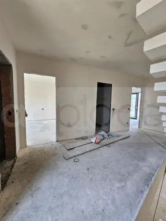 Vilë 362 m²