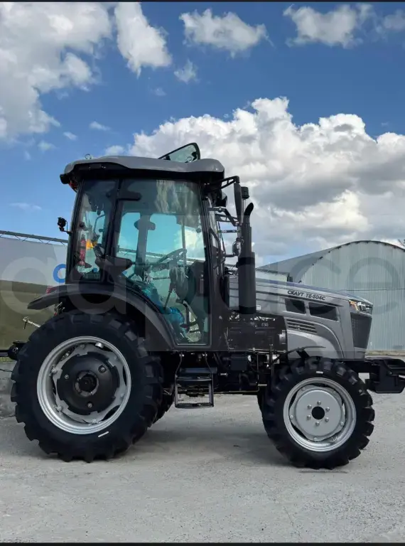 Traktor Claas Përdorur 2026 Në magazinë
