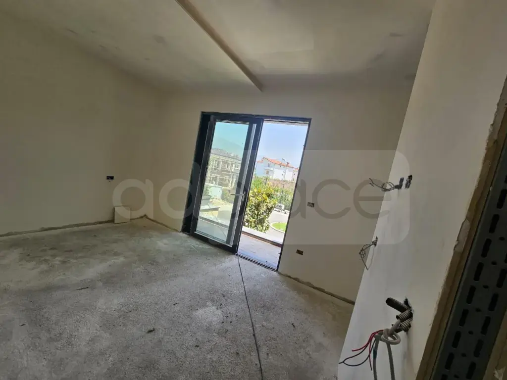 Vilë 362 m²