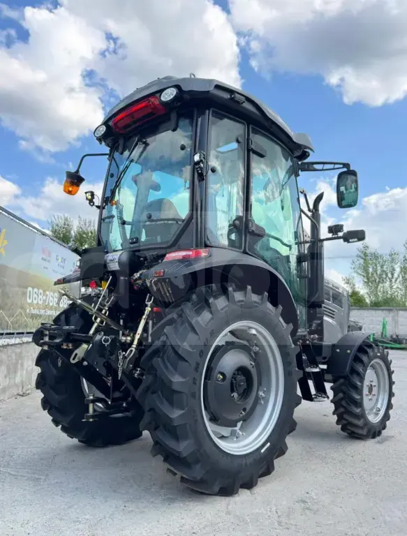 Traktor Claas Përdorur 2026 Në magazinë