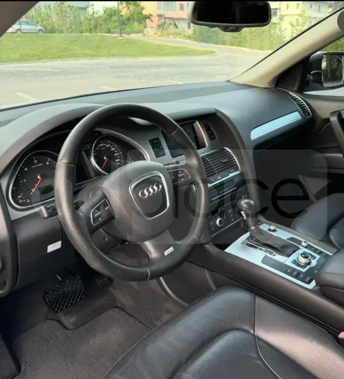 Audi Q7 4L Facelift  2010, 200 000 km