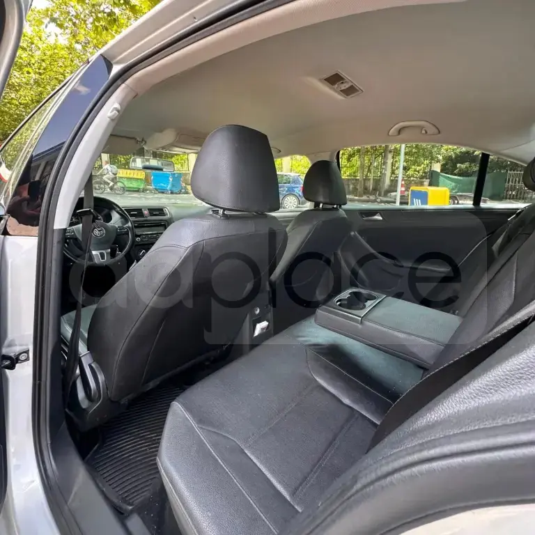 Volkswagen Jetta VI  2012, 215 650 km