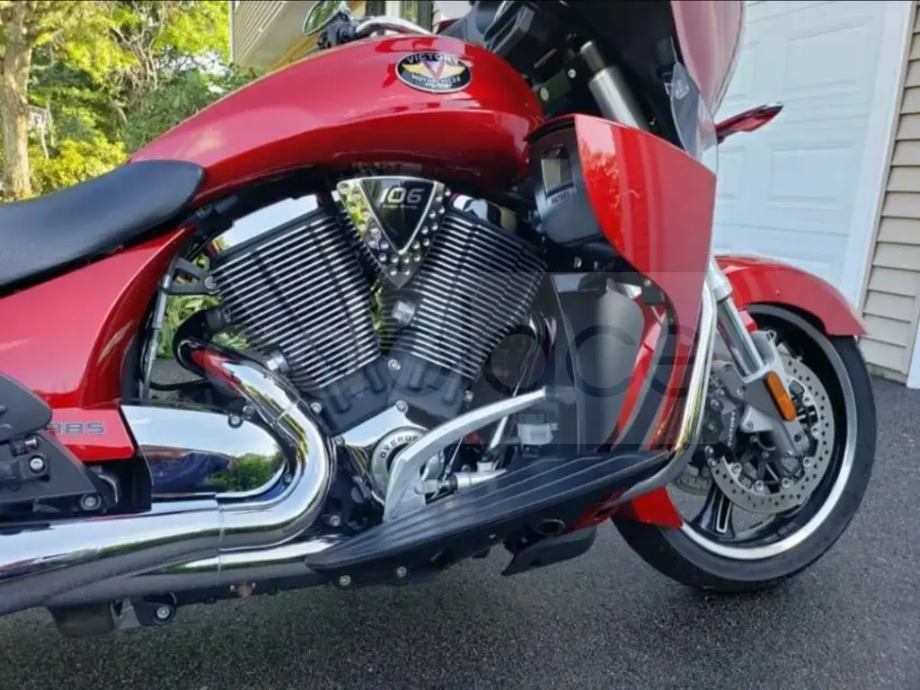 Victory Cross Country Tour 1800