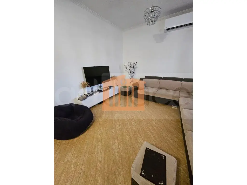Apartament 1+2 dhoma 160 m² 2 kati