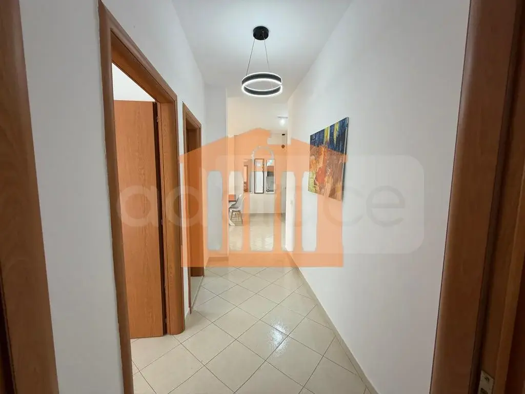 Apartament 1+2 dhoma 90 m² 2 kati