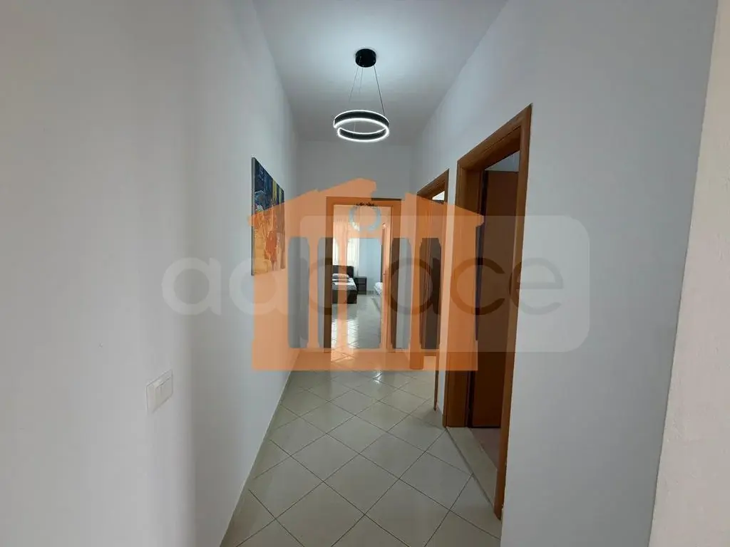 Apartament 1+2 dhoma 90 m² 2 kati