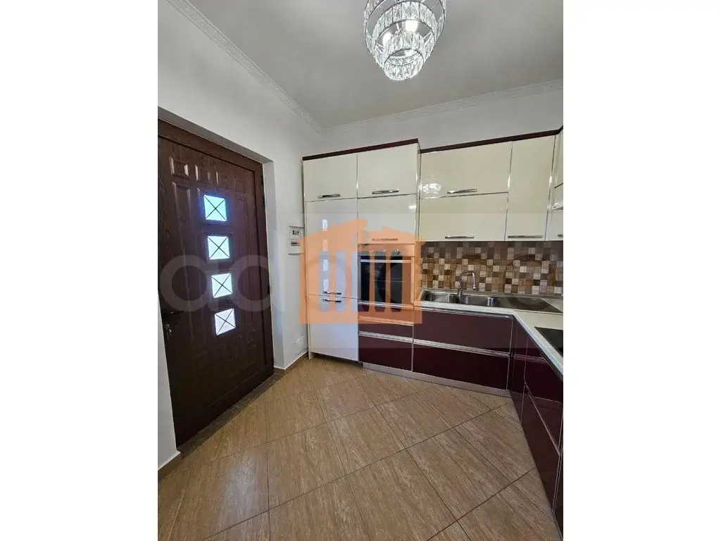 Apartament 1+2 dhoma 160 m² 2 kati