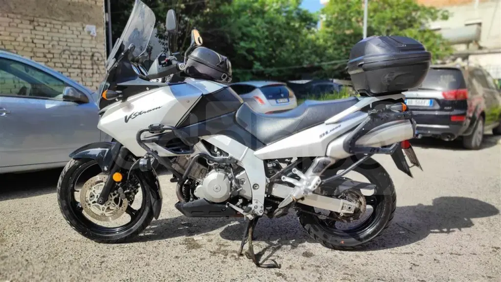 Shitet Suzuki V-Strom