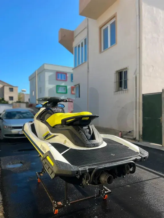 Yamaha vx waverunner
